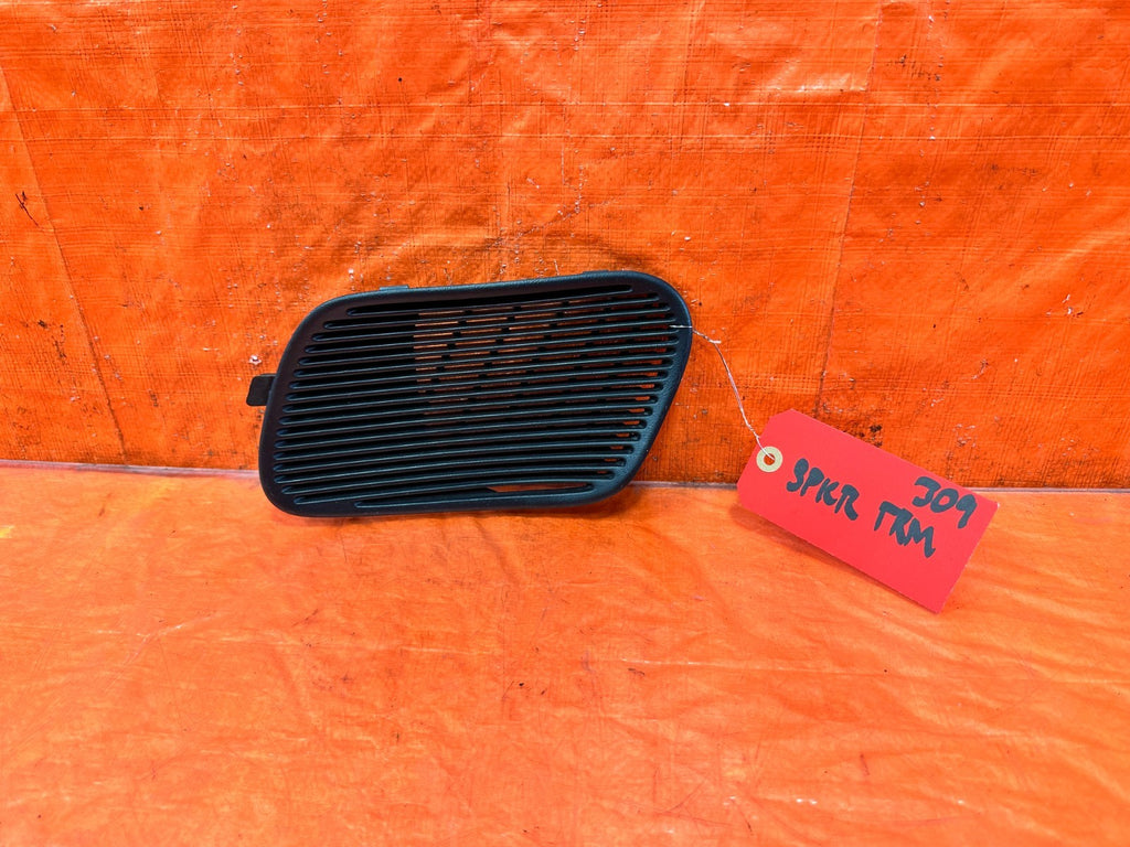 94 01 ACURA INTEGRA 2D REAR SPEAKER COVER TRIM PLASTIC RIGHT BLACK OEM 3090