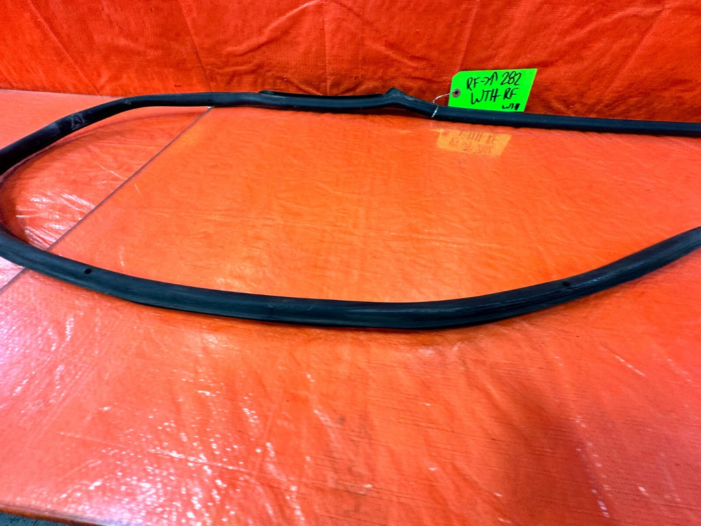 06 11 CIVIC 4D SEDAN   PASSENGER RIGHT FRONT WEATHER STRIP SEAL GASKET OEM #2827