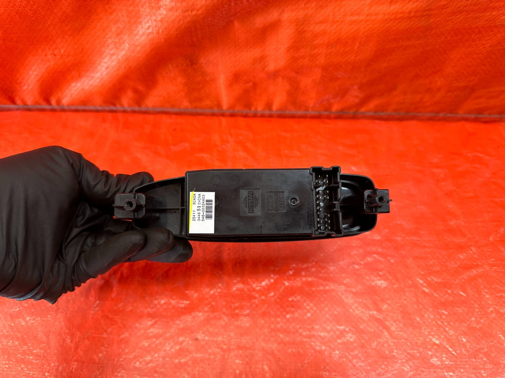 17 20 INFINITI Q60   PASSENGER RIGHT WINDOW SWITCH BUTTON   OEM FACTORY #2009