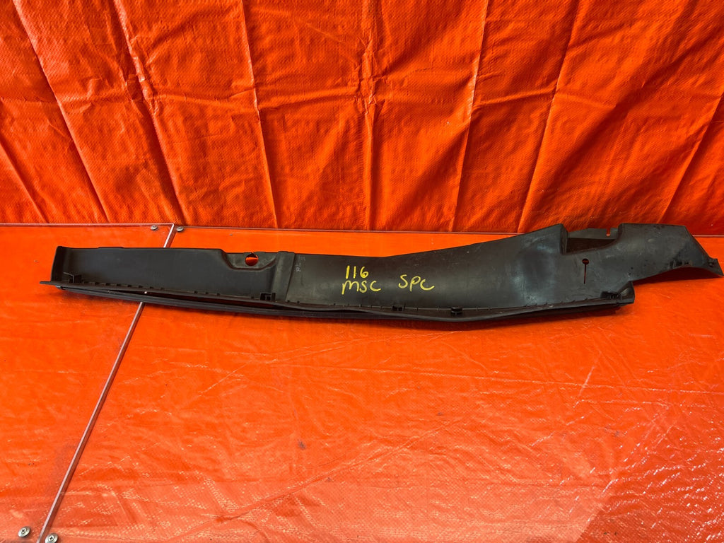 09 12 INFINITI FX50 FX35   DRIVER LEFT FENDER SEAL TRIM COVER   OEM #1168