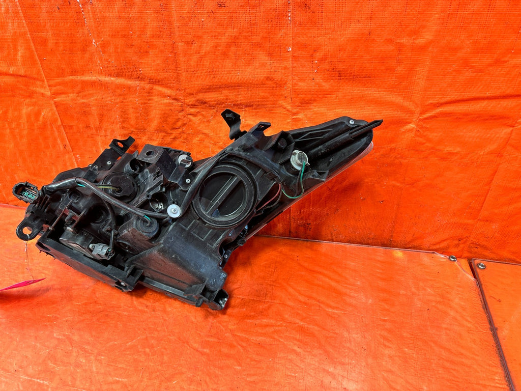 10 11 INFINITI G37 COUPE & CONVERTIBLE   PASSENGER RIGHT HEADLIGHT HEADLAMP OEM5