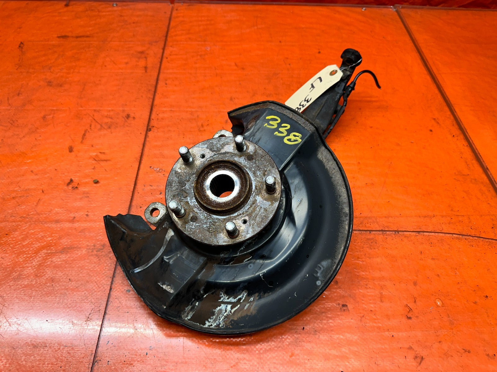 04-05 ACURA TSX 2.4L FRONT LEFT DRIVER SPINDLE KNUCKLE HUB OEM #3380