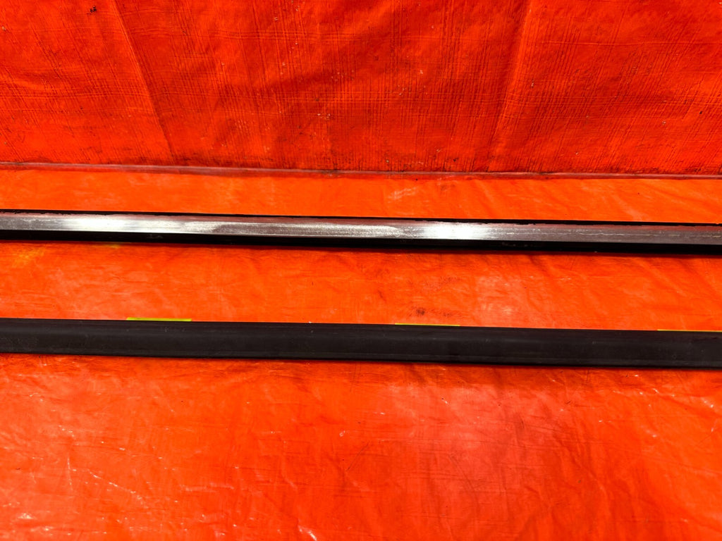 96 00 HONDA CIVIC COUPE HATCH EXTERIOR DOOR WINDOW GLASS TRIM SET LEFT RIGHT 2843