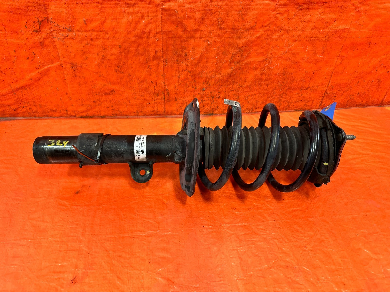 18 22 HONDA ACCORD 1.5L PASSENGER RIGHT FRONT SHOCK AND SPRING ABSORBER OEM 32411