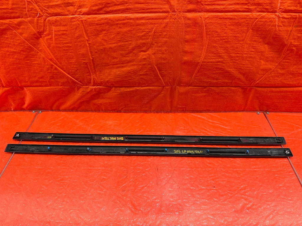 96 00 HONDA CIVIC COUPE & HATCH DOOR MOLDING IMPACT STRIP   LEFT & RIGHT OEM 20210