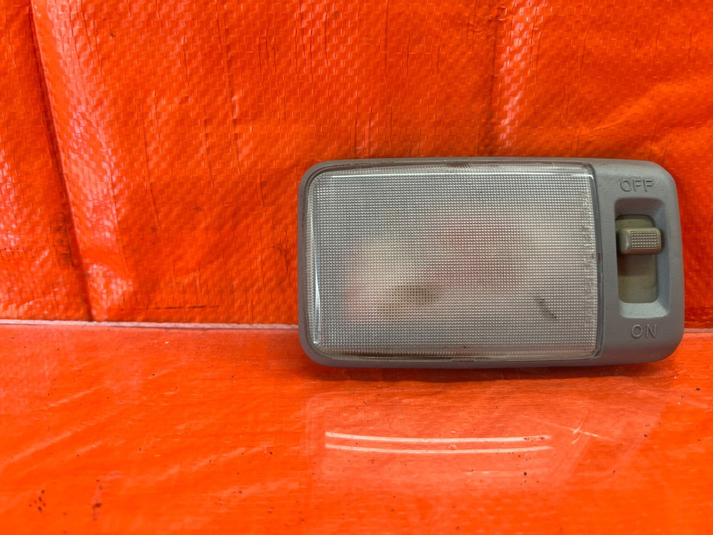 94 01 ACURA INTEGRA SEDAN   REAR   DOME MAP READING LIGHT LAMP   GRAY   OEM #1185