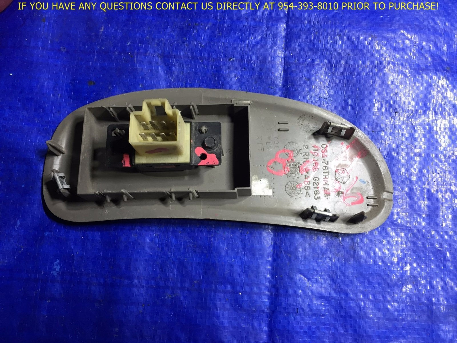 OEM 2001 LINCOLN TOWN AND COUNTRY PASSENGER RIGHT WINDOW SWITCH3