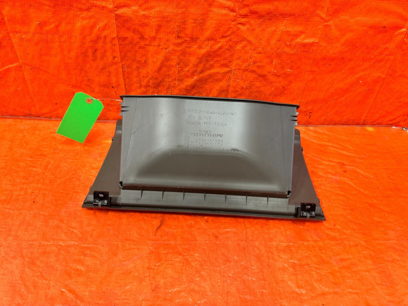 02 06 ACURA RSX   GLOVE BOX   TAN COLOR   LOCK INCLUDED   OEM FACTORY #3152