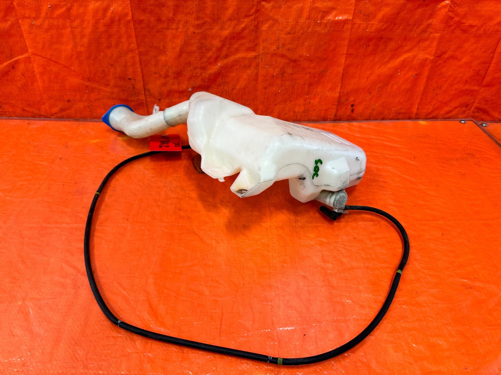 09 14 ACURA TSX   WINDSHIELD WIPER FLUID RESERVOIR TANK W/ MOTORS   OEM #3053