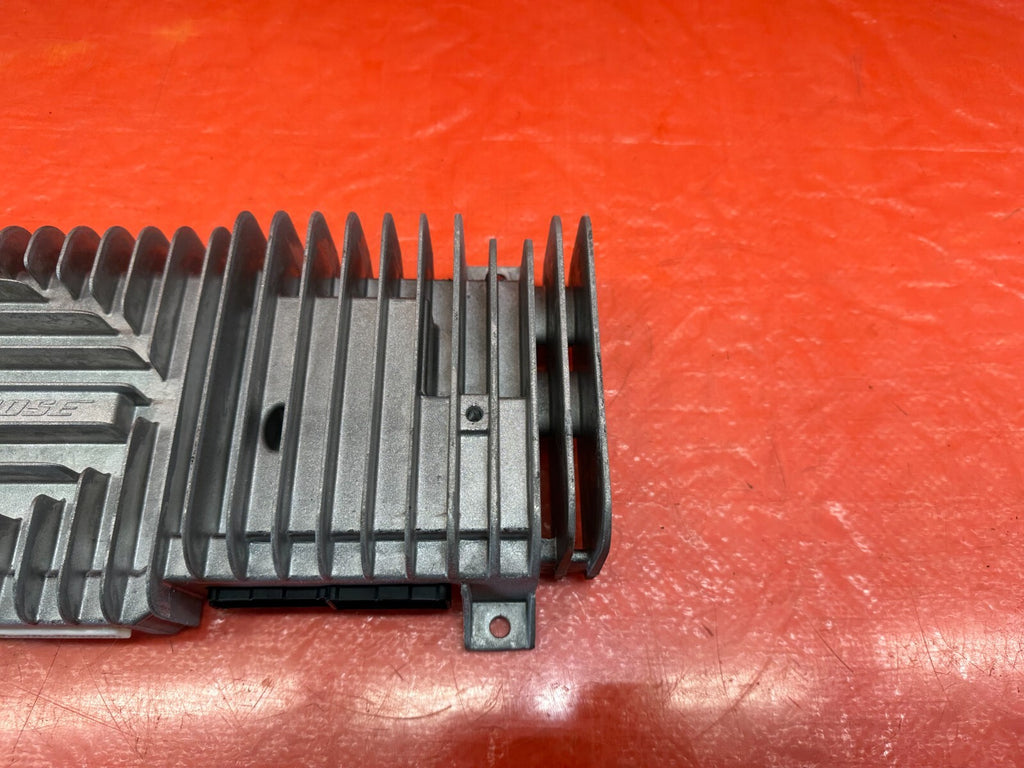 17 20 INFINITI Q50   RED SPORT 400 MODEL   BOSE AUDIO AMPLIFIER AMP   OEM #2221
