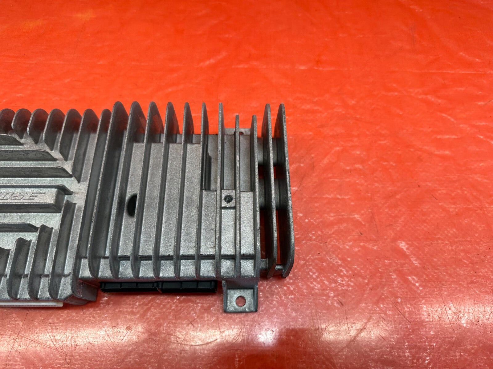 17 20 INFINITI Q50   RED SPORT 400 MODEL   BOSE AUDIO AMPLIFIER AMP   OEM #2221