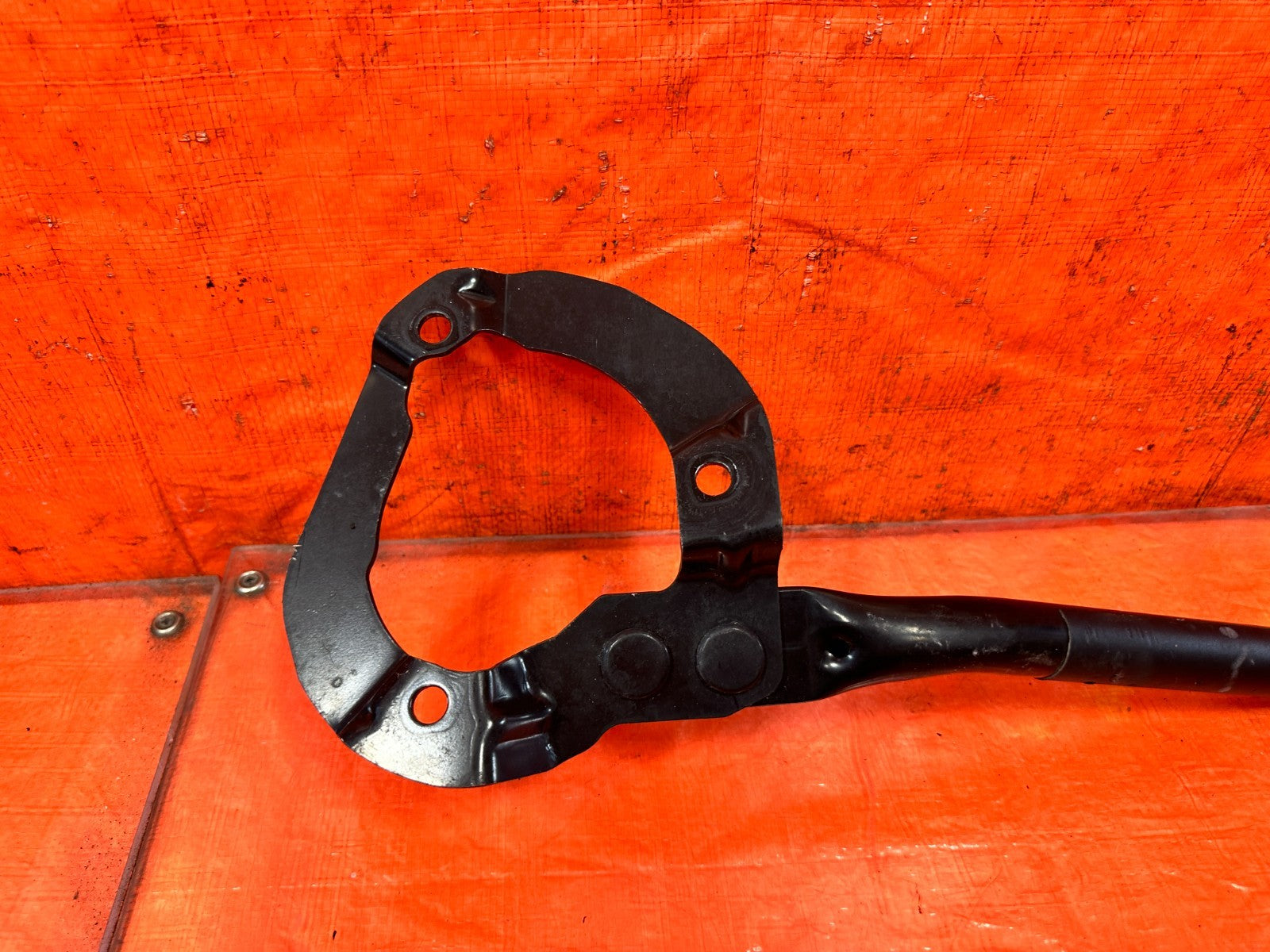 10 16 HYUNDAI GENESIS COUPE   FRONT STRUT SHOCK TOWER REINFORCEMENT BAR OEM #32510