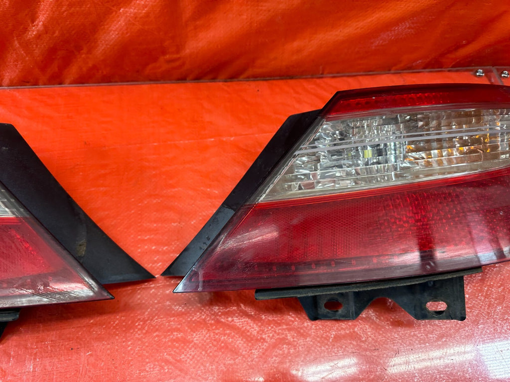 09 11 HONDA CIVIC SI 2D   TAIL LIGHTS LEFT AND RIGHT TAIL LIGHT LAMP SET OEM 1948