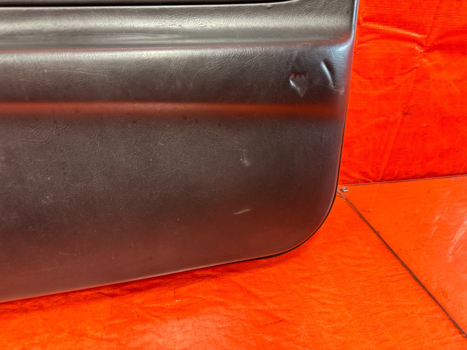 94 01 ACURA INTEGRA 2D   PASSENGER RIGHT DOOR PANEL   BLACK & GRAY   OEM 3094
