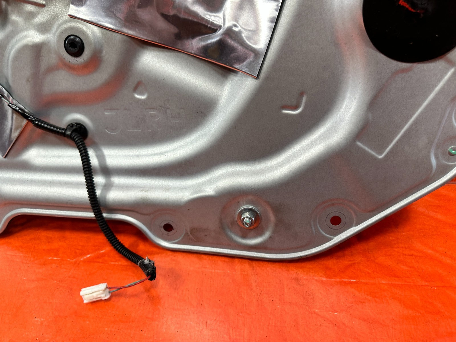 08 15 INFINITI G37 COUPE   PASSENGER RIGHT WINDOW REGULATOR   OEM #3203