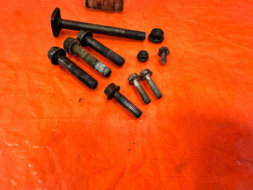 96 00 HONDA CIVIC   ALTERNATOR AND ALTERNATOR BRACKET BOLTS D16 OEM #3191