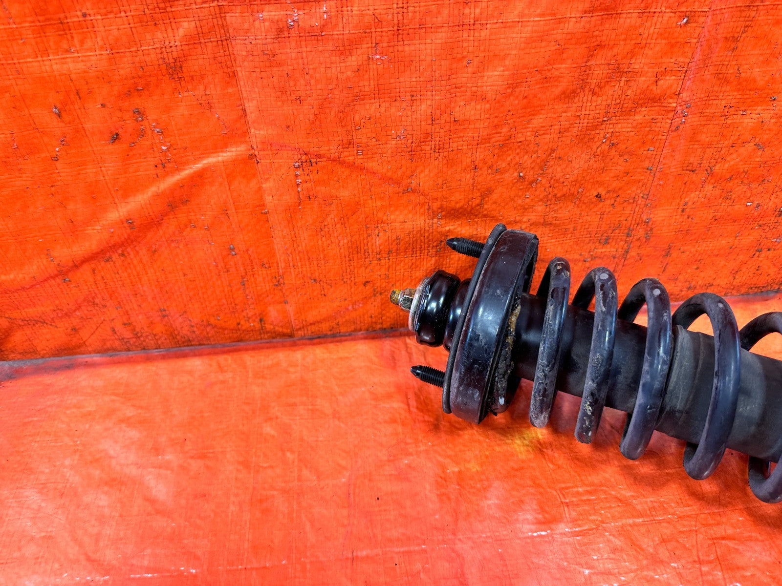 90 91 HONDA CIVIC HATCHBACK REAR SHOCKS & SPRINGS LEFT AND RIGHT FACTORY OEM 32516