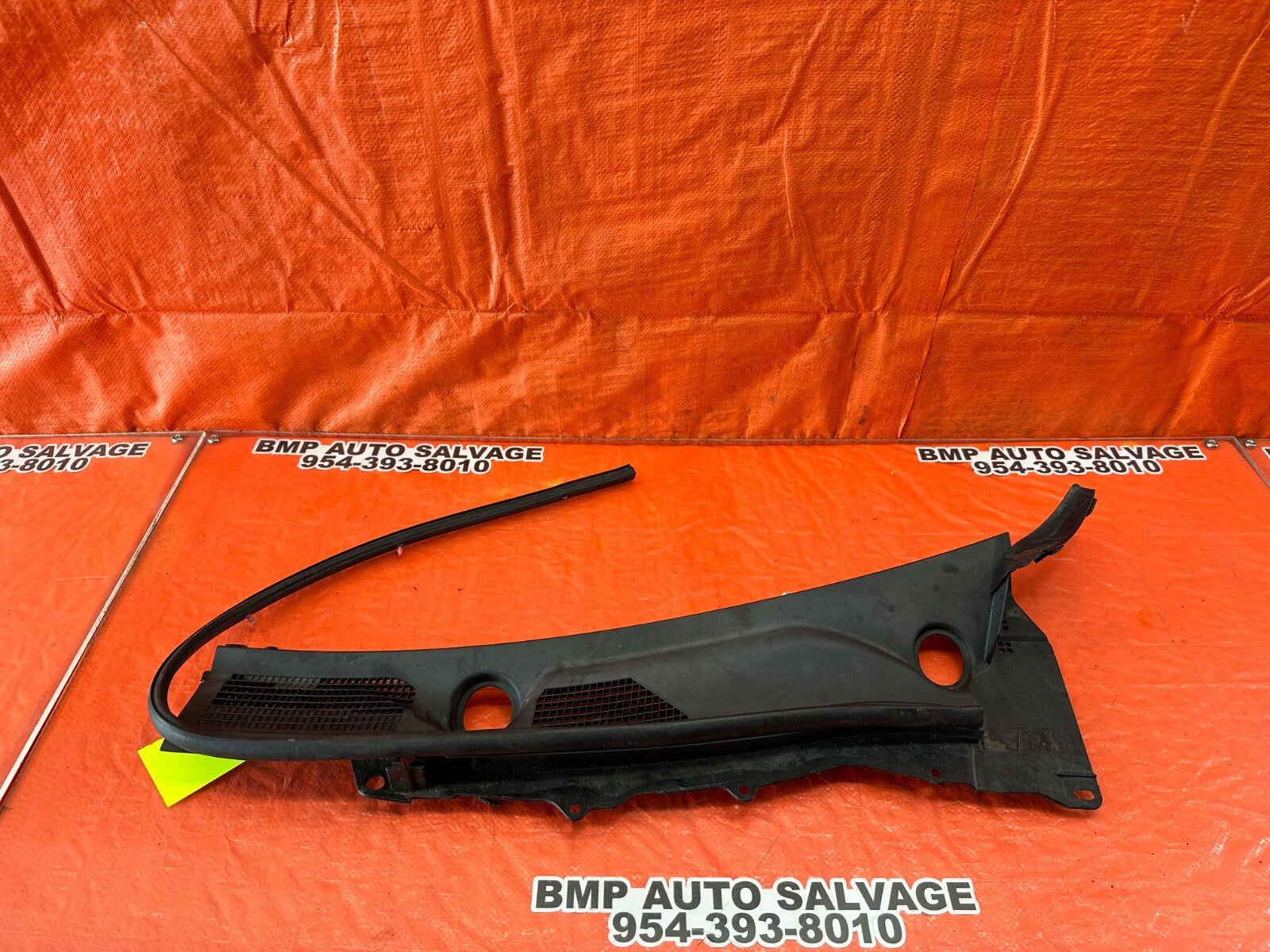 08 15 INFINITI G37 & Q60   2D COUPE   WIPER COWL TRIM   LEFT SIDE   OEM #2450