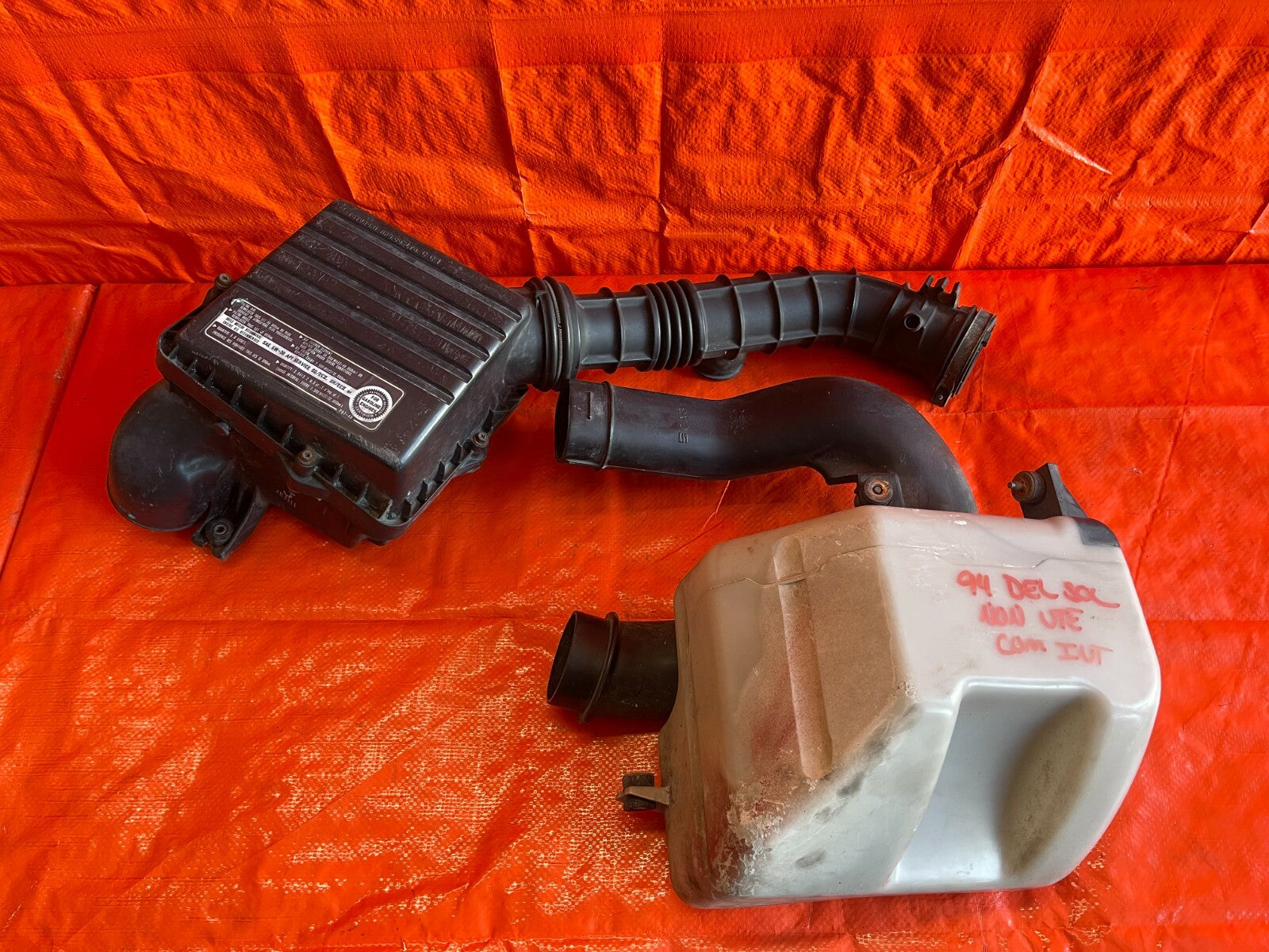93 95 HONDA DEL SOL   D15B7 1.5L   COMPLETE FACTORY INTAKE ARM BOX RESONATOR OEM0