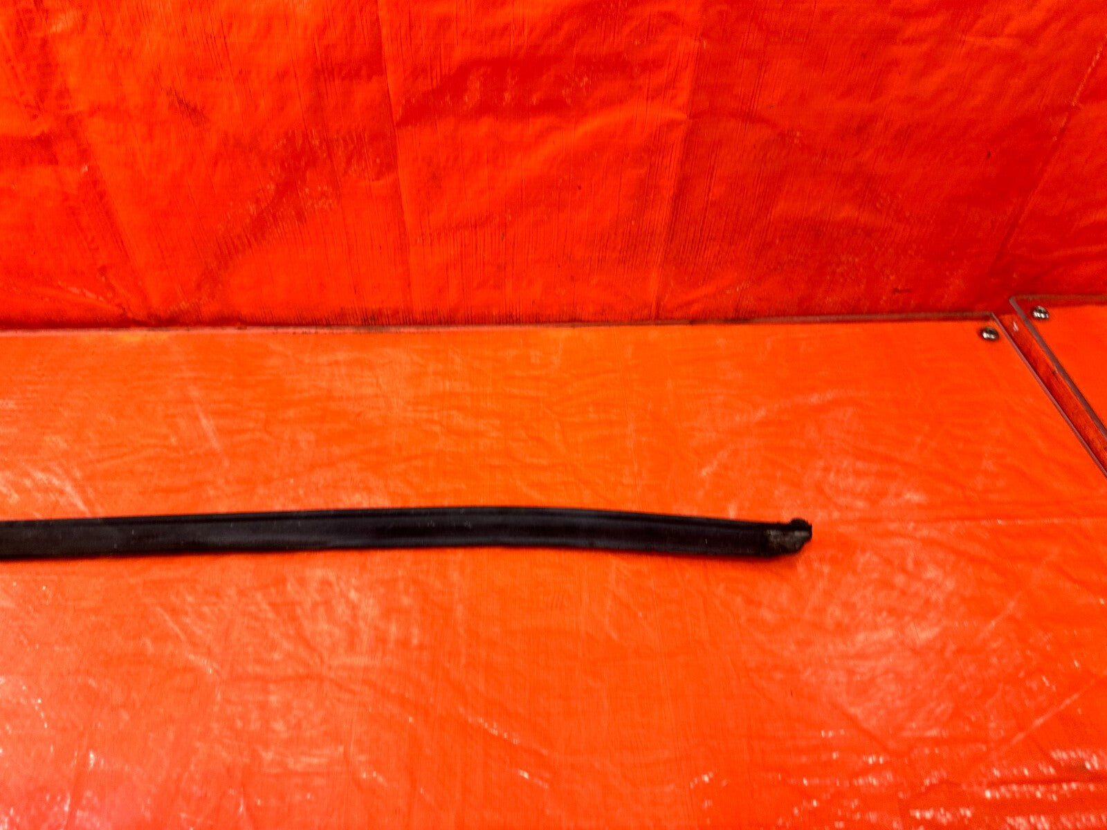 88 91 HONDA CRX   WINDSHIELD TRIM GARNISH MOLDING PASSENGER RIGHT   OEM #2771
