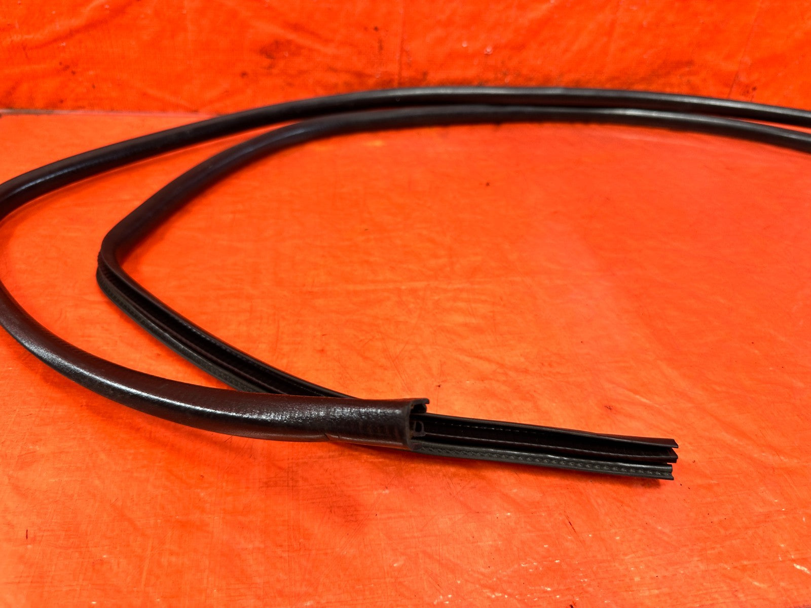 94 01 ACURA INTEGRA 2 DOOR TO CHASSIS WEATHER STRIP OPEN TRIM LEFT RIGHT OEM 3097