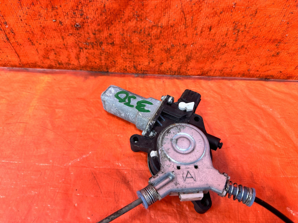04 08 ACURA TSX   PASSENGER RIGHT FRONT   WINDOW REGULATOR W/ MOTOR   OEM #3301