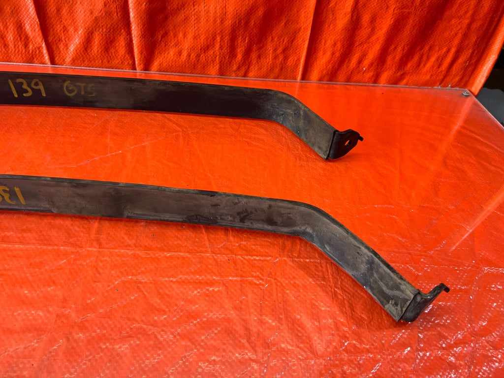 05 06 ACURA RSX   GAS GASOLINE FUEL TANK MOUNTING STRAPS BAND SET   OEM #13911