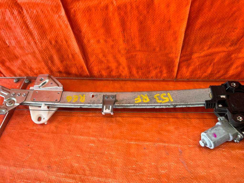13 18 ACURA RDX BASE   PASSENGER RIGHT FRONT WINDOW REGULATOR W/ MOTOR OEM #1539