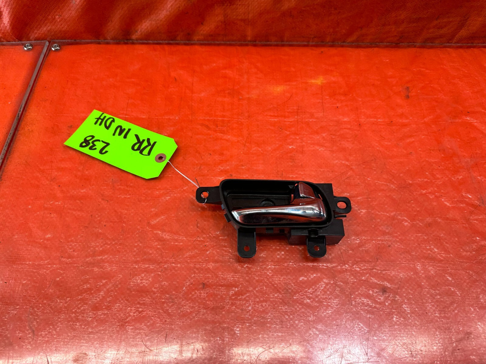 09 13 INFINITI G37 SEDAN PASSENGER RIGHT REAR INTERIOR DOOR HANDLE   OEM #2380