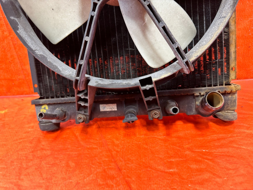 93 97 HONDA DEL SOL 92 00 CIVIC   RADIATOR W/ FAN & HOSES   OEM #32719