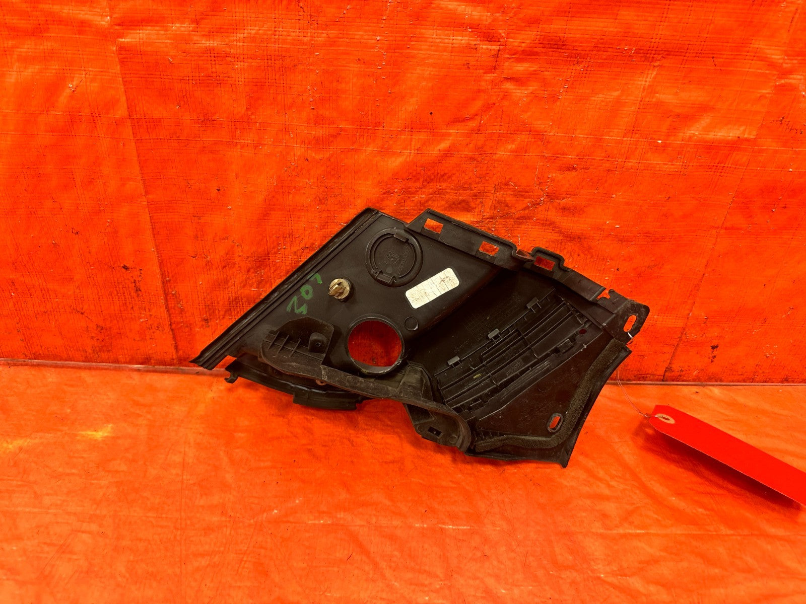 06 11 HONDA CIVIC   4 DOOR SEDAN   DRIVER LEFT FRONT WIPER COWL TRIM   OEM #3073