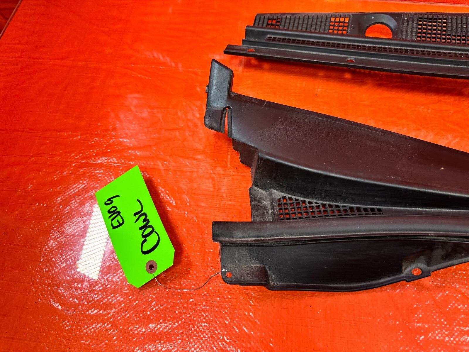 03 06 LANCER EVOLUTION VIII 8 EVO IX 9   WINDSHIELD WIPER COWL TRIM PLASTIC OEM10