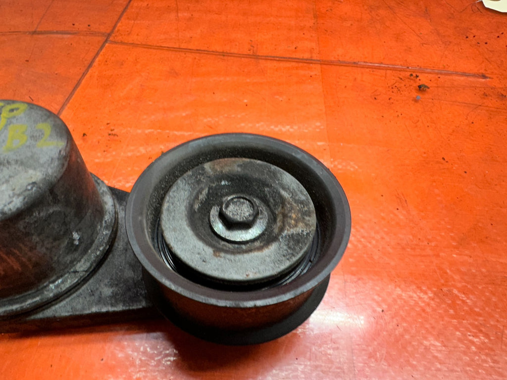 14-15 INFINITI Q50 3.7L AWD VQ37VHR DRIVE BELT TENSIONER IDLER PULLEY BRACKET #35