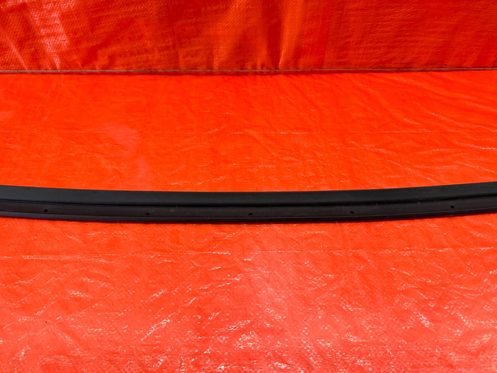 14 18 INFINITI Q50   DRIVER LEFT FRONT   LOWEER DOOR WEATHER STRIP   OEM #1856