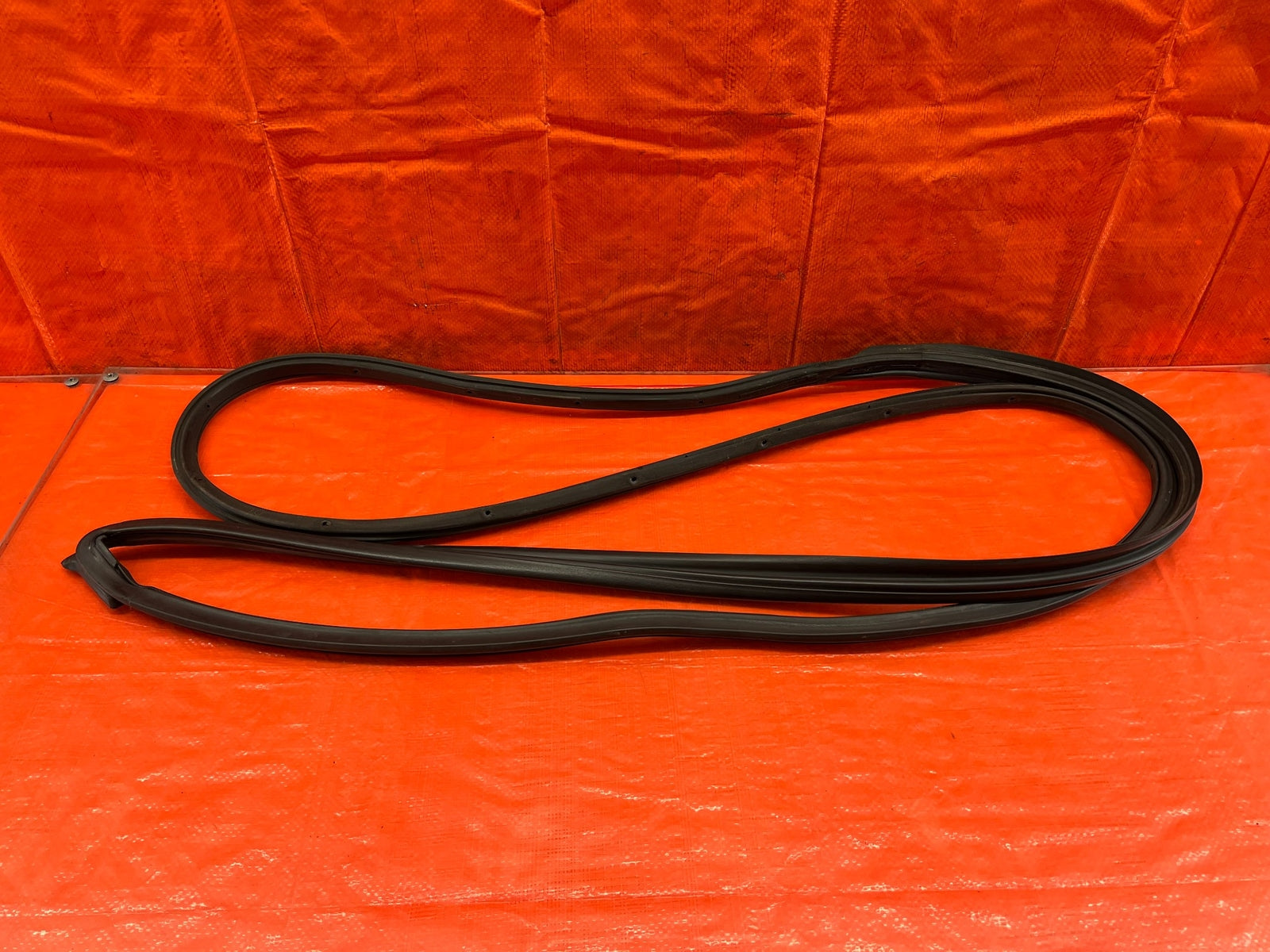 02 05 HONDA CIVIC SI EP3 HATCH LEFT DOOR WEATHER STRIP TRIM SEAL GASKET OEM 18613