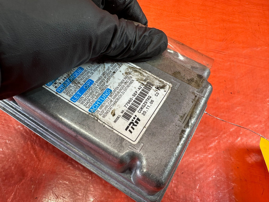 2004 04 ACURA TL BASE   CONTROL MODULE   PART # 77970 SEP A1   OEM #1061