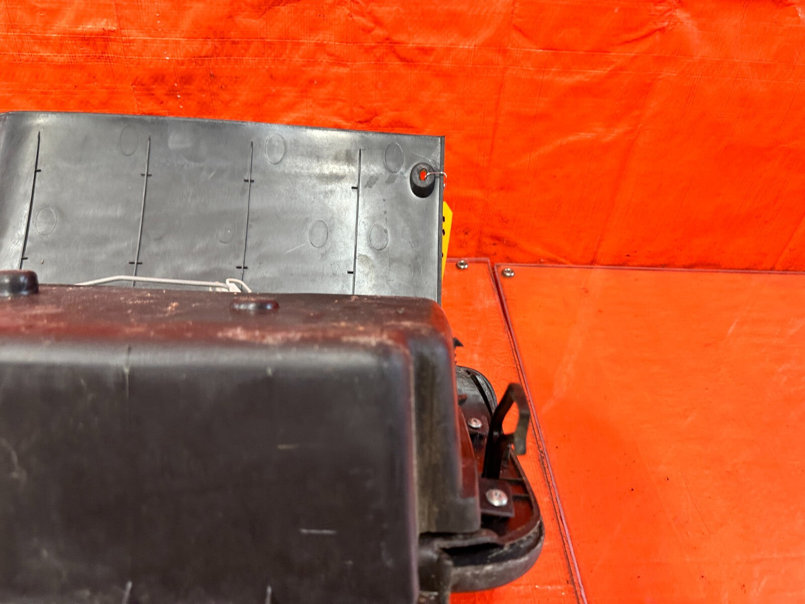 93 97 HONDA DEL SOL   REAR STORAGE CONSOLE COMPARTMENT CUBBY TRIM   OEM #29514