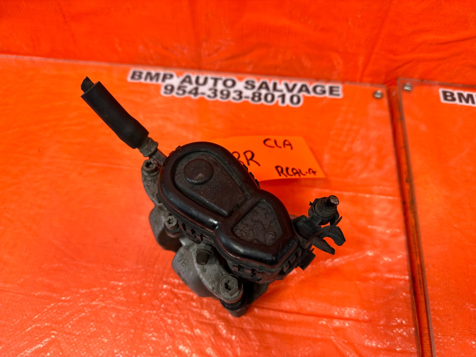 14 19 MERCEDES BENZ CLA 250   FWD   PASSENGER RIGHT REAR BRAKE CALIPER   OEM4