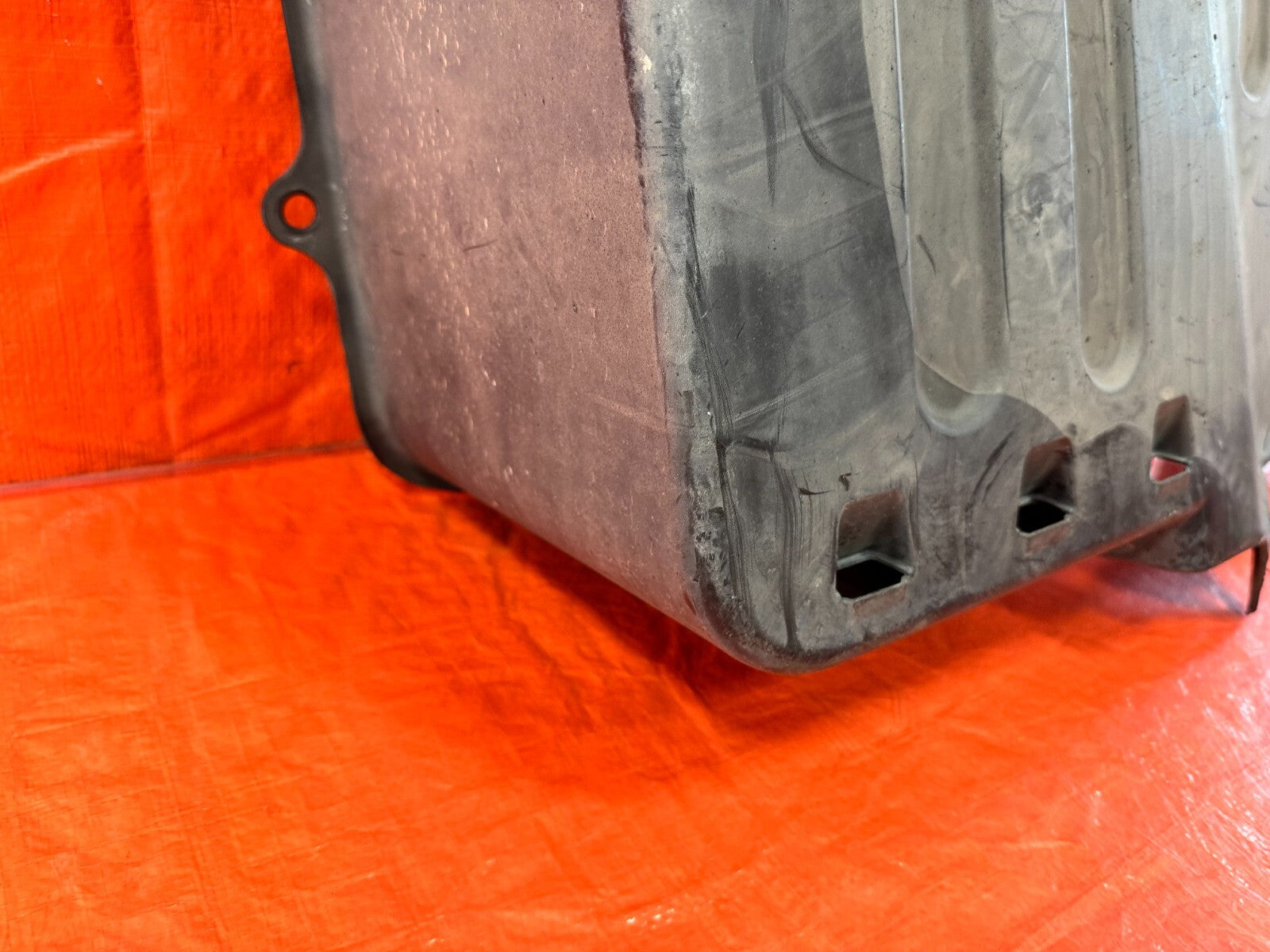 06 11 HONDA CIVIC 2D COUPE   FUEL TANK PLASTIC SPLASH SHIELD COVER   OEM #2869