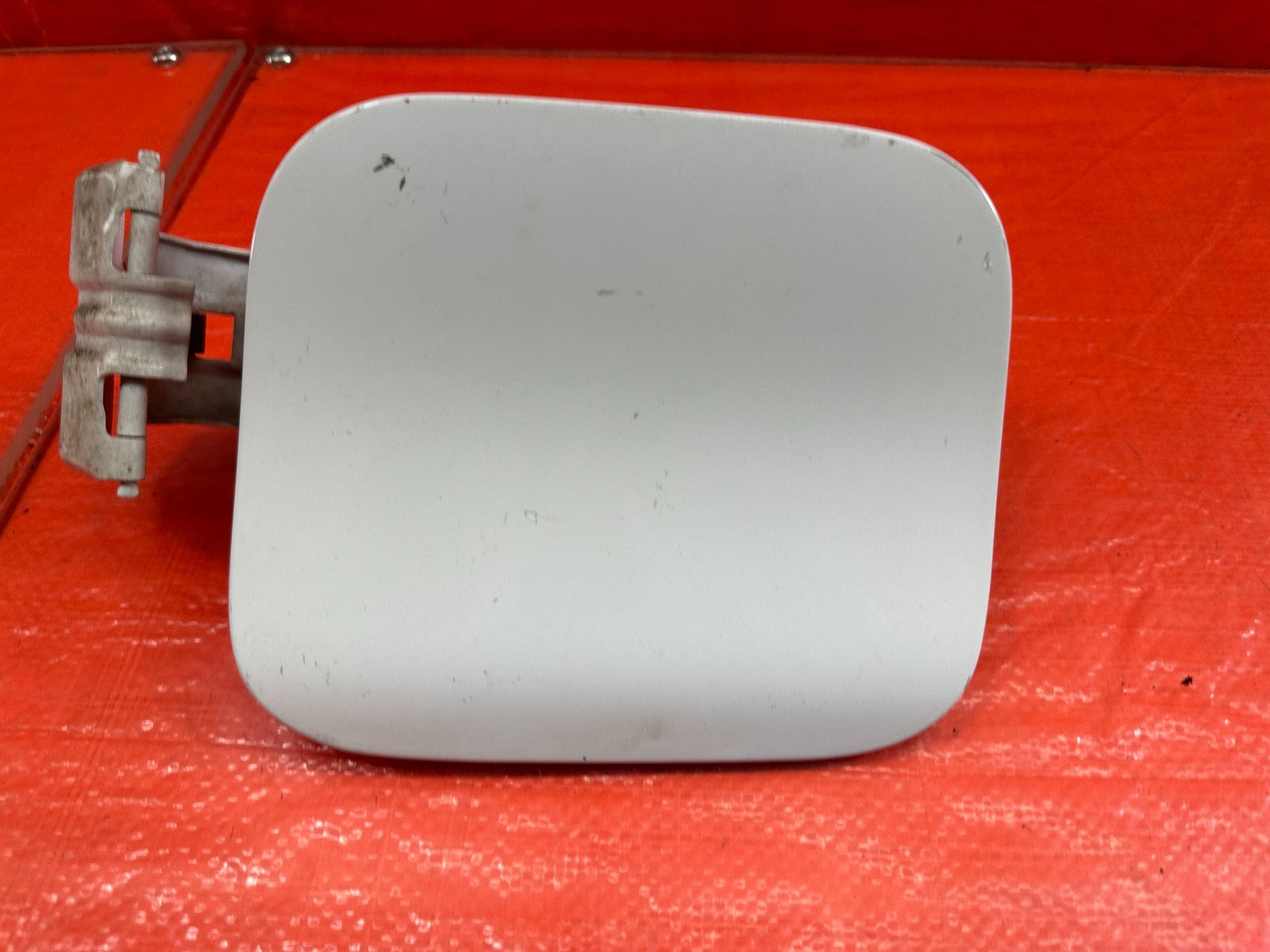 08 15 LANCER EVOLUTION X EVO 10   FUEL LID / GAS CAP COVER   WHITE   OEM #2066