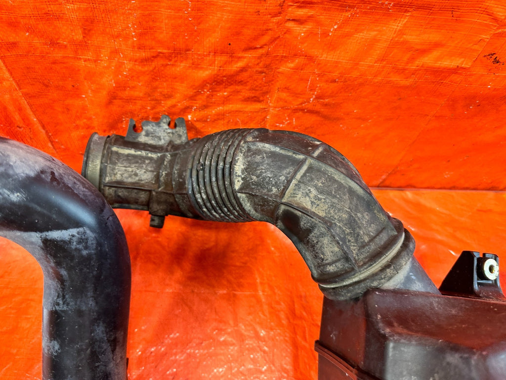 97 01 HONDA CR V CRV   B20B FACTORY AIR INTAKE SYSTEM ARM BOX FILTER   OEM #3014