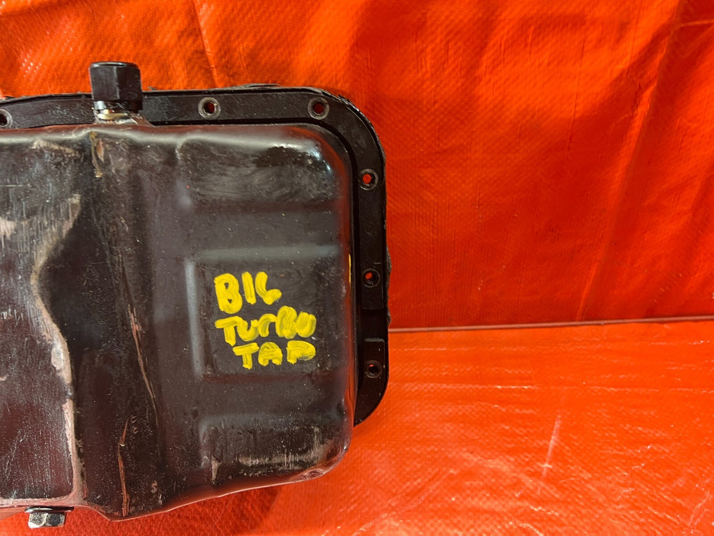 99 00 SI EM1 B16A2   FACTORY OIL PAN WITH AFTERMARKET TURBO TAP   OEM FACTORY3