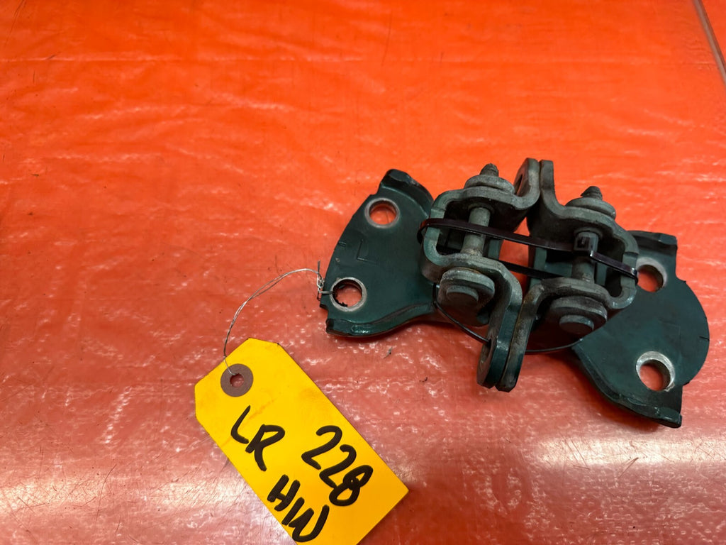 90 01 ACURA INTEGRA SEDAN 4D   DOOR HINGE SET UPPER & LOWER   LEFT REAR OEM #2283