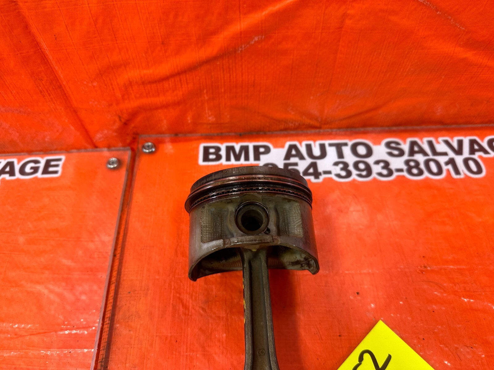97 01 HONDA PRELUDE   H22 H22A H22A4   PISTON AND CONNECTING ROD   OEM #2526