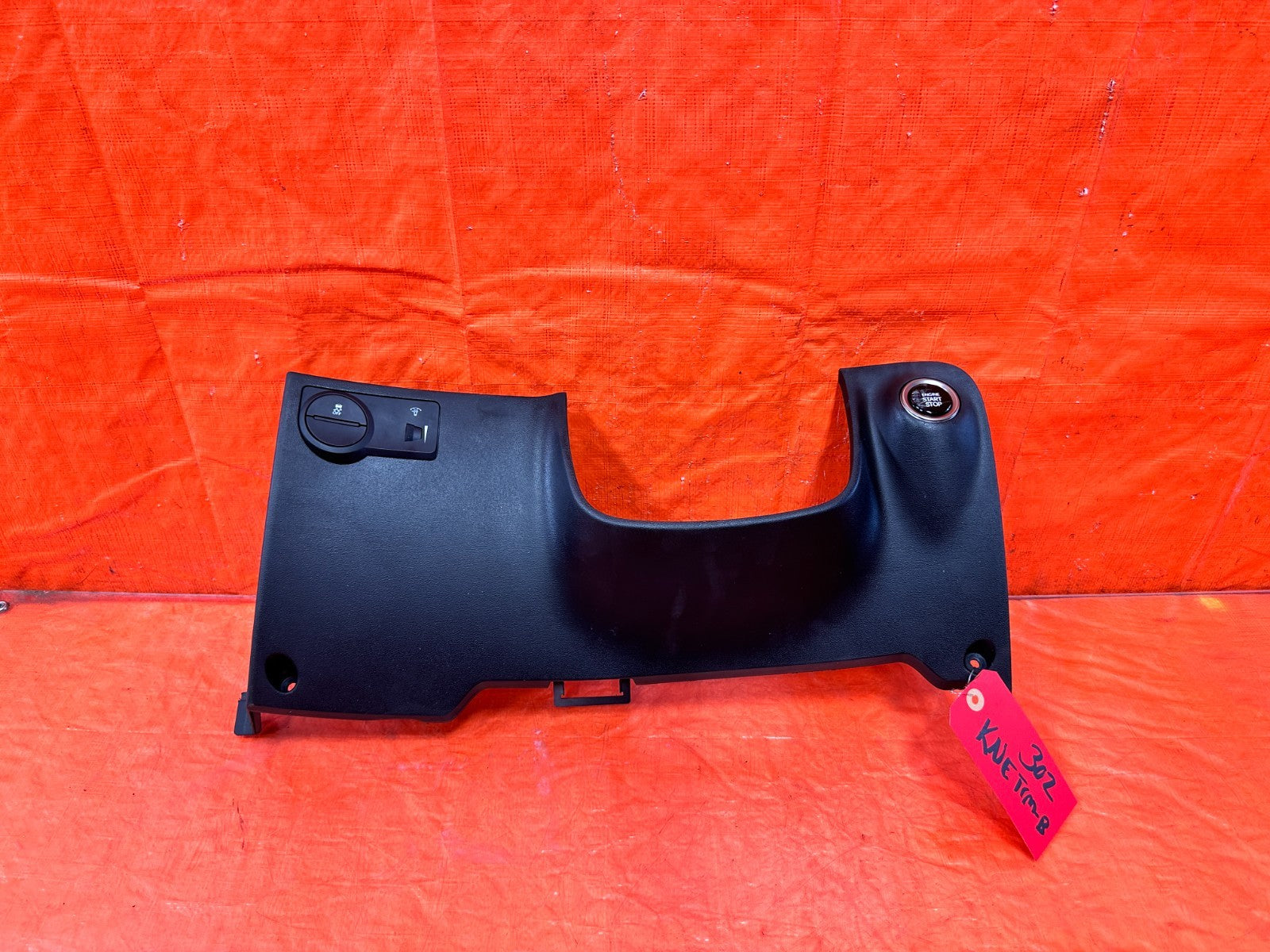 11 16 HYUNDAI GENESIS COUPE KNEE TRIM UNDER STEERING COLUMN LOWER COVER OEM #3020