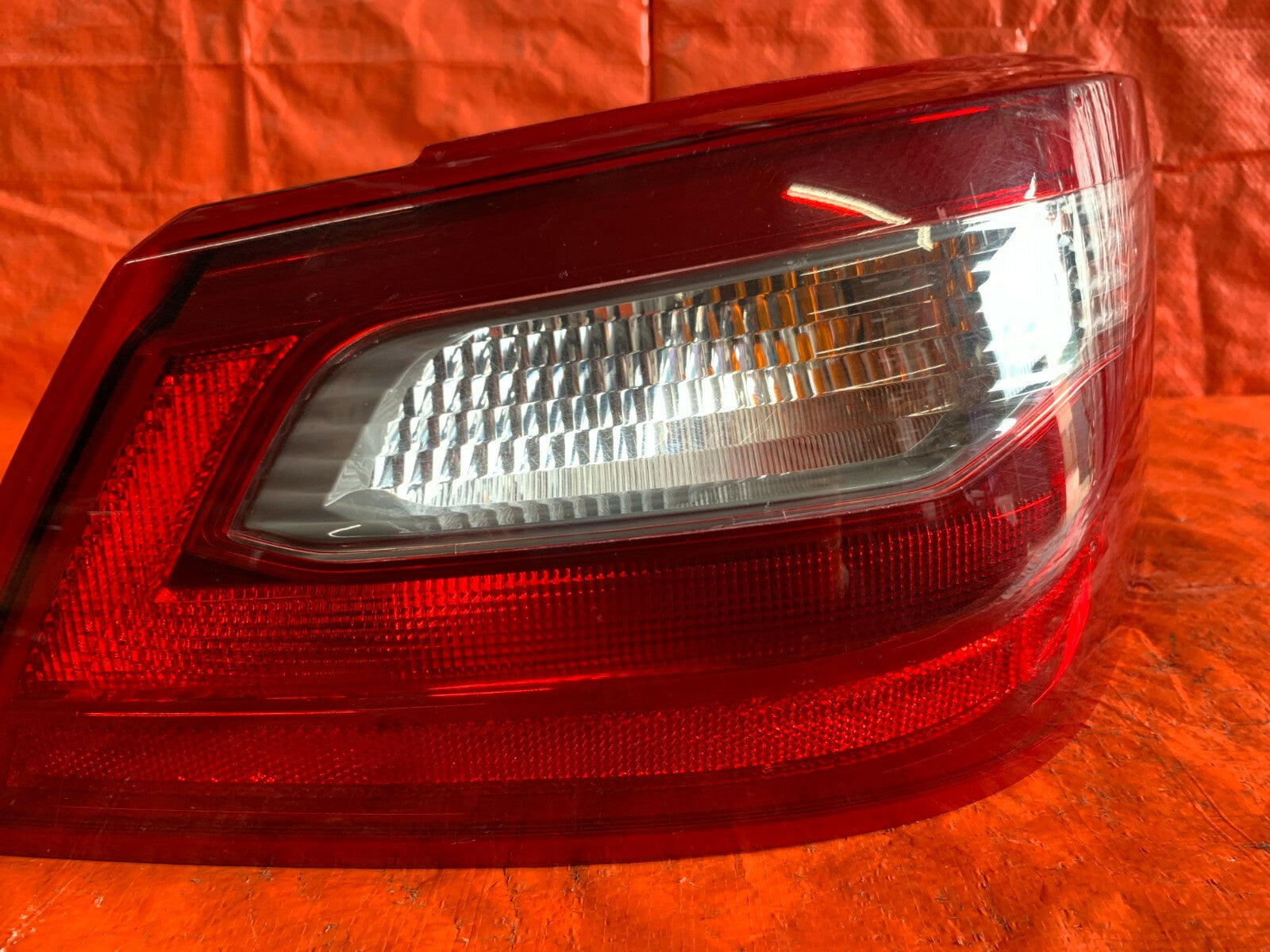 OEM 2018 18 NISSAN ALTIMA S SL SV SR   PASSENGER RIGHT OUTER TAIL LIGHT LAMP OEM2