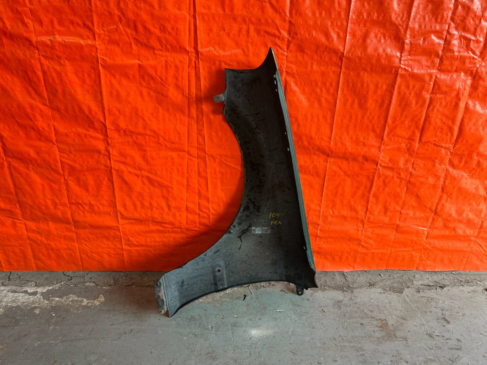 AFTERMARKET BRAND   99 00 HONDA CIVIC   FENDER   PASSENGER RIGHT SIDE   #1098