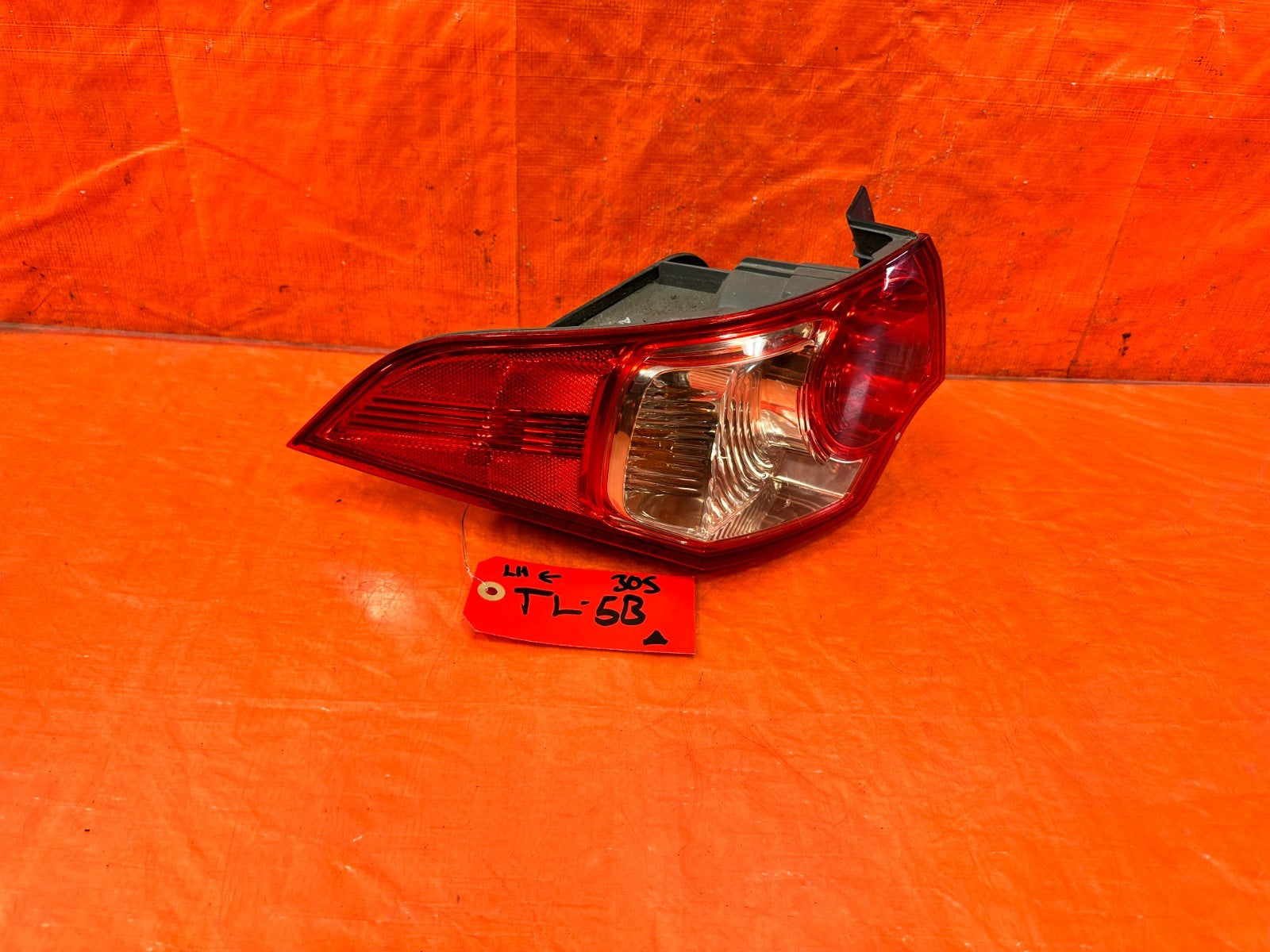 11 14 ACURA TSX   DRIVER LEFT TAIL LIGHT TAIL LAMP   OEM FACTORY #3050