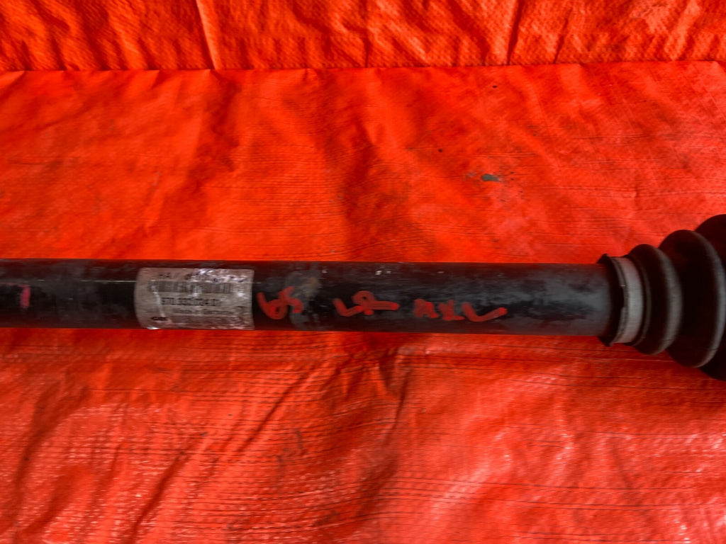 11 16 PORSCHE   PANAMERA 4 MODEL   LEFT OR RIGHT REAR AXLE DRIVESHAFT   OEM #655