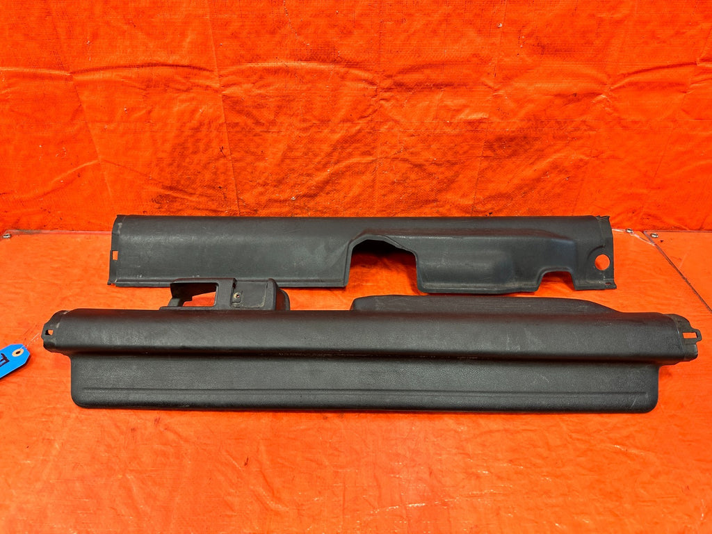 02 05 HONDA CIVIC SI EP3   FLOOR PILLAR SCUFF PLATE SET LEFT & RIGHT   OEM #3084